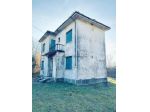 CASA INDIPENDENTE di 7 vani e di 140 mq (SUSEGANA) rif. 25-MR006