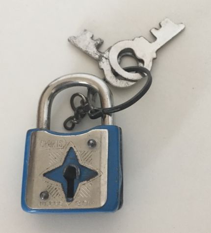 Lucchetto in metallo, vintage, blu