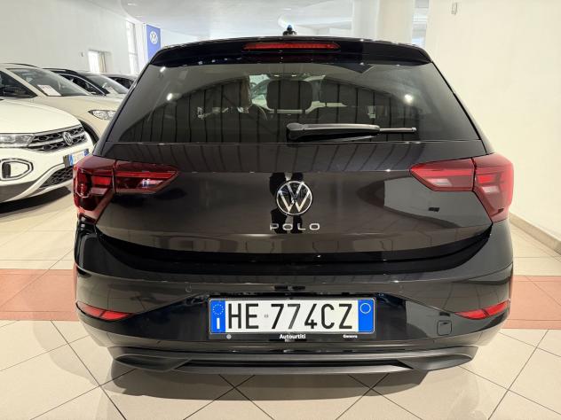 Volkswagen Polo 1.0 Young - Foto 4