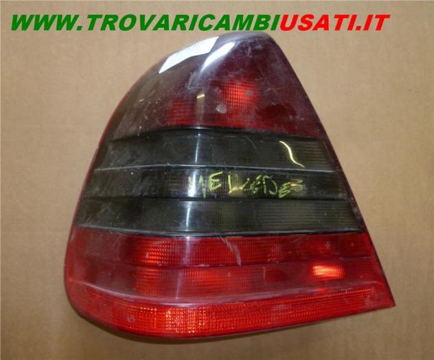 TRASPARENTE FANALE POST.S. ROSSO/FUME MERCEDES Classe C (W202/S202) MERCEDES - Classe C - 01-06-1993 - 01-04-2000