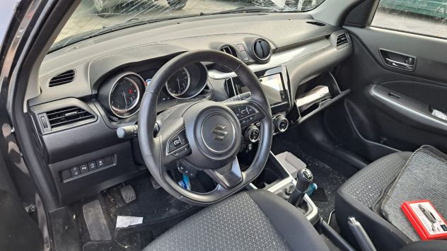 Ricambi vari Suzuki Swift Hybrid 1.2 del 2023 - Foto 8