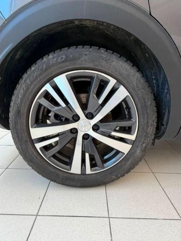 PEUGEOT - 3008 - Hybrid 225 e-EAT8 Allure Pack - Foto 7