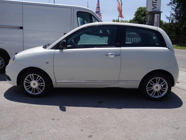 Lancia Ypsilon 1.2 69 CV UNYCA OK NEOPATENTATI - Foto 8