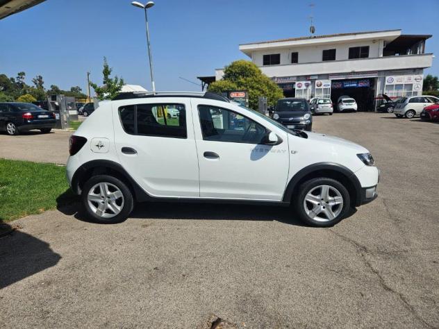DACIA - Sandero - 0.9 TCe 90 CV S&S Lauréate - Foto 5