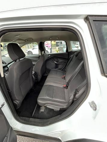 Ford Kuga 1.5 TDCi 120CV S&S 2WD Titanium - Foto 7
