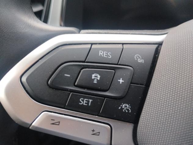 Volkswagen T-Roc 1.0 TSI Style - Foto 8