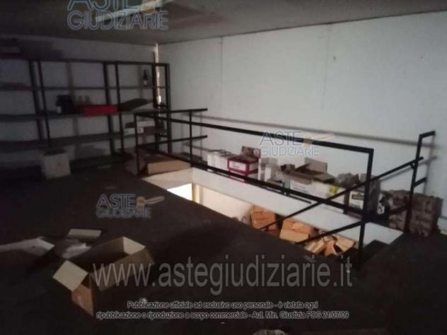 IMMOBILI-IMMOBILE COMMERCIALE-Via Crevacuore 49 - Foto 5
