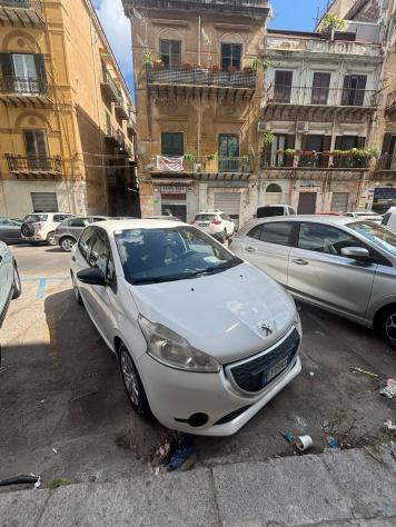 Peugeot 208 1.4 HDi 68 CV 5 porte Van Pack