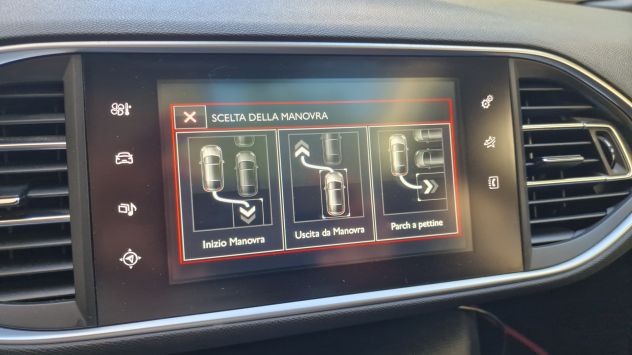 PEUGEOT 308 SW II 1.6 e-HDI 115CV GT LINE - Foto 9