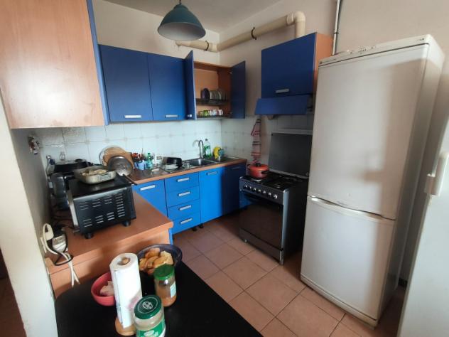Viareggio, prima periferia, vendesi appartamento al 2 ed ultimo piano senza ascensore cosi composto: ingresso in sala con angolo cottura, piccolo terr - Foto 8