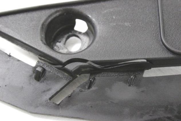 KYMCO DOWNTOWN 350 TCS 83534ACD5E000 FIANCHETTO PEDANA SINISTRA 21 - 23 LEFT SIDE COVER ATTACCO CREPATO RIPARABILE - Foto 5