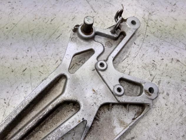 HONDA CBF 500 STAFFA SUPPORTO DESTRO PEDANE POGGIAPIEDI 2004 2006 PC39C04F - Foto 5