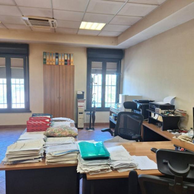 Immobile di 1650 m² con 5 locali in vendita a Casalgrande - Foto 16