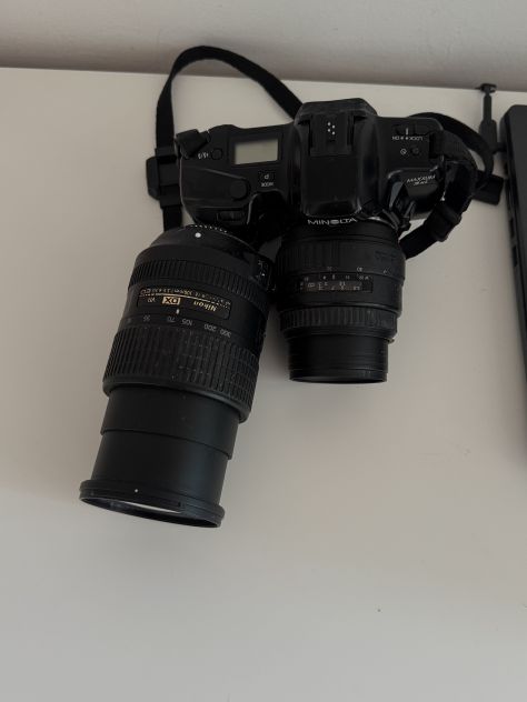 Obiettivo Nikon 18-300mm VR - Perfetto per ricambi / riparazione - occasione