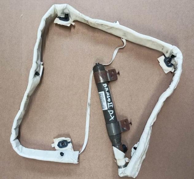 AIR-BAG A TENDINA DX 999-U1304549 Carrozzeria  Sicurezza  Airbag  Air-bag a tendina dx. FIAT - BRAVO - 01-03-2007 - 01-03-2010, FIAT - BRAVO - 01-1
