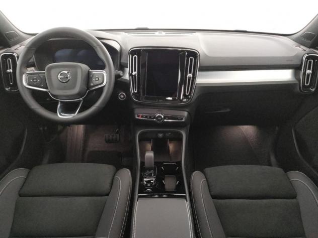 Volvo XC40 XC40 2.0 b3 Plus Black Edition auto - Foto 8