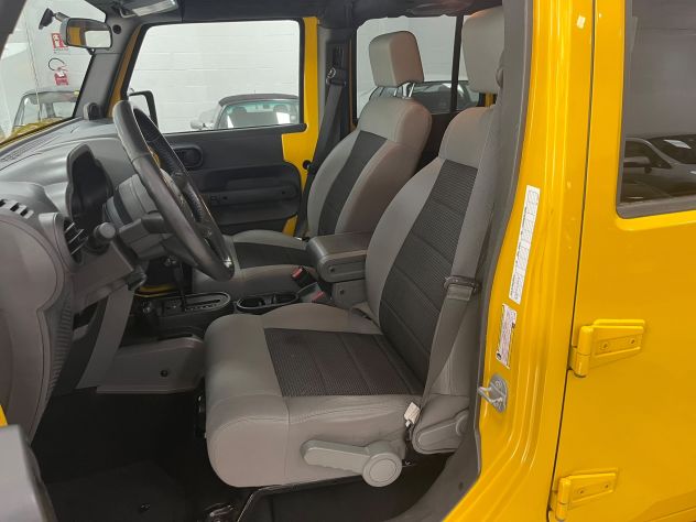 Jeep Wrangler Unlimited 2.8 crd Sport auto dpf - Foto 9