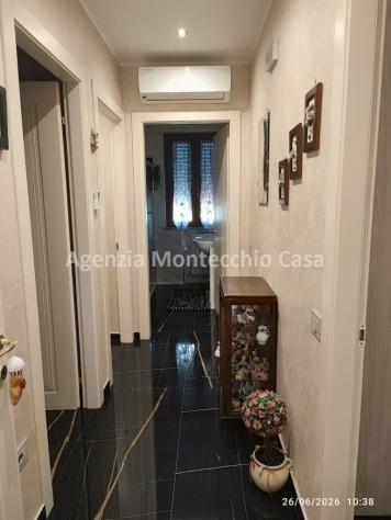 Appartamento completamente ristrutturato con tre camere, taverna, garage e ampio scoperto esclusivo - Foto 5