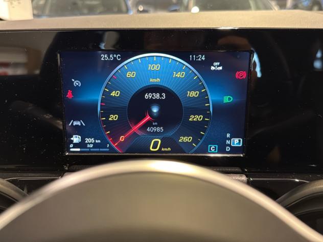Mercedes-Benz GLA 220d auto 4Matic Sport Plus Navi Cruise Fari LED - Foto 10