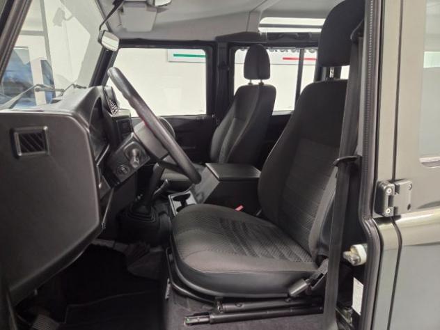 LAND ROVER Defender 110 2.4 TD4 7 POSTI AUTOVETTURA rif. 24182638 - Foto 8