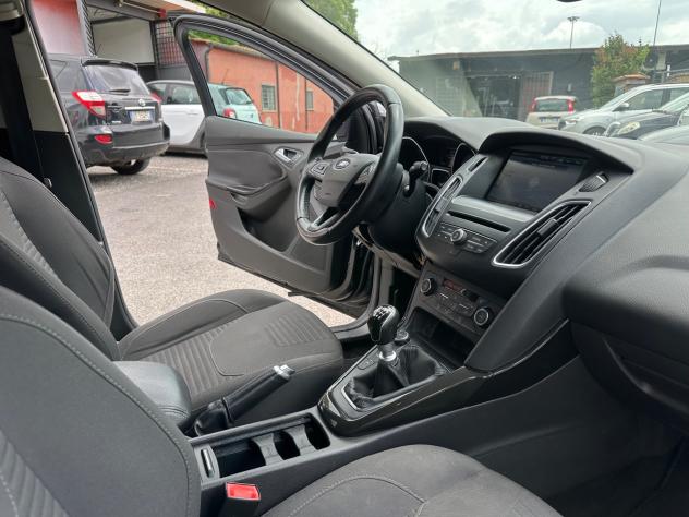 Ford Focus 1.0 EcoBoost 125 CV Start&Stop Titanium MULTIMEDIA NAVI PERMUTE GARANZIA - Foto 4