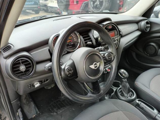 MINI Cooper D 1500 5 PORTE 116CV AUTOM. PDC "16 CLIMAUTO ITALIA rif. 23904574 - Foto 8