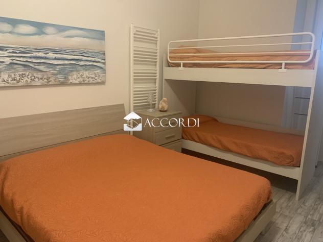 APPARTAMENTO di 2 vani e di 50 mq (JESOLO) rif. NIG06 - Foto 6