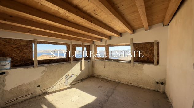 ZONA RIVIERA DIONISIO INDIPENDENTE CON GARAGE E TERRAZZO - Foto 3