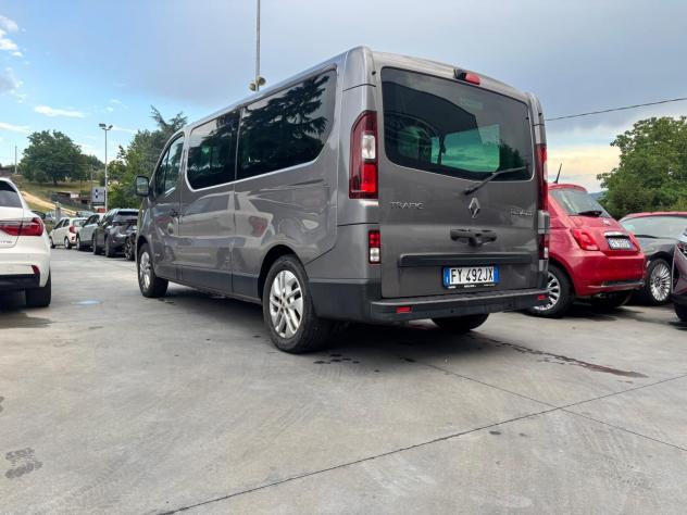 Renault Trafic T29 1.6 dCi 125CV S&S PL-TN Intens Heavy PEDANA DISABILI - Foto 3