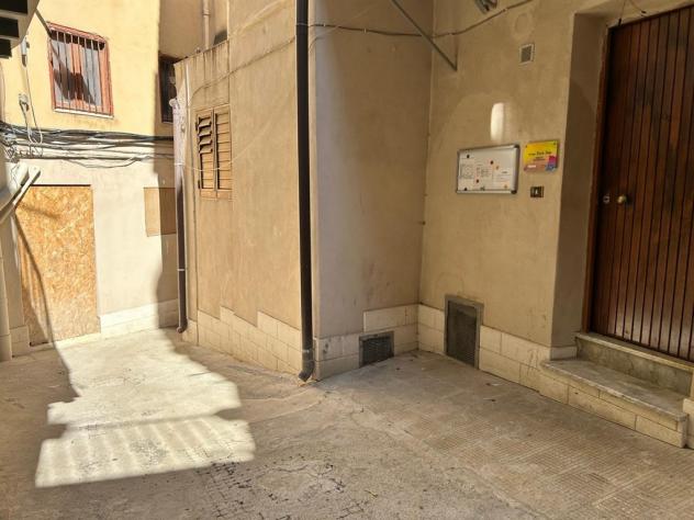 Inizio via Garibaldi magazzino - Foto 6
