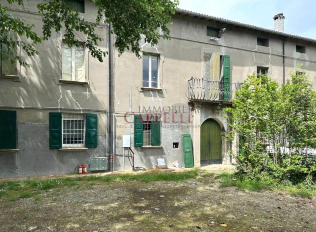 Palazzo in Vendita in zona VILLAFRANCA DI FORLÌ