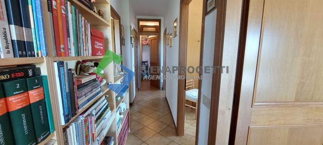 Appartamento a San Miniato con tre camere, due bagni, posto auto in garage e cantina. - Foto 11