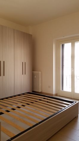 Bilocale in Via Vigevano (zona navigli) con terrazzino, interno V20B - Foto 5