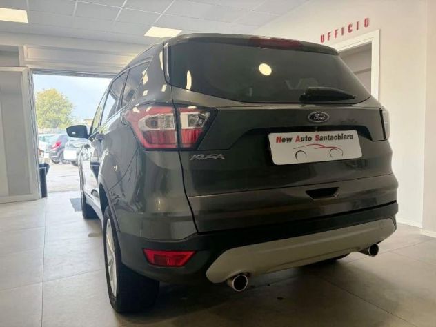 Ford Kuga 1.5 TDCi 120 CV S&S Powershift Titanium - Foto 4