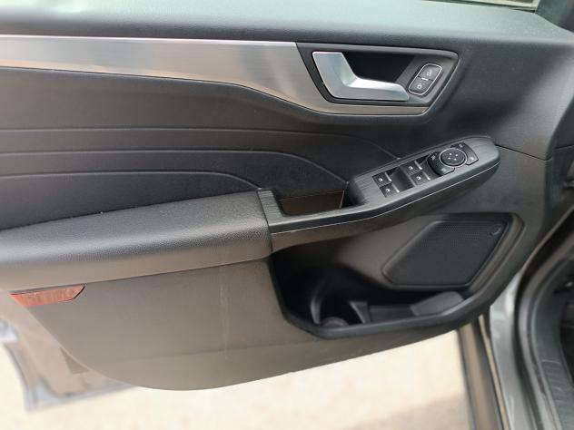Ford Kuga 1.5 EcoBlue 120 CV aut. 2WD Titanium Business - Foto 10