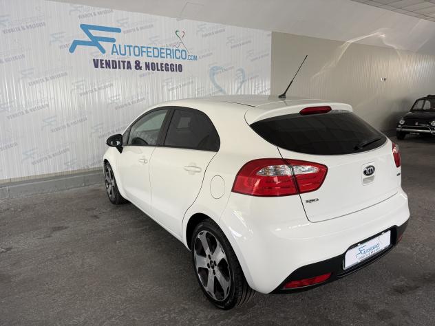 Kia Rio 1.4 CRDI ACTIVE - Foto 6