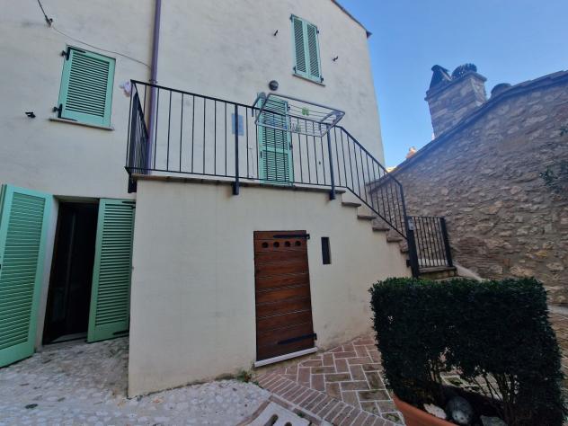 Porzione di casa in vendita a Lugnano in Teverina - Foto 2