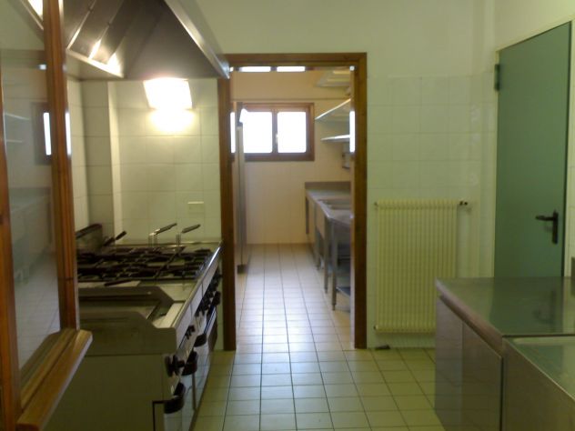Bar Trattoria con Parco e Lago mq. 50.000 - Foto 7