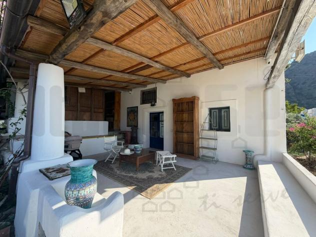 VILLA di 3 vani e di 120 mq (MALFA) rif. 3LSA18284 - Foto 6