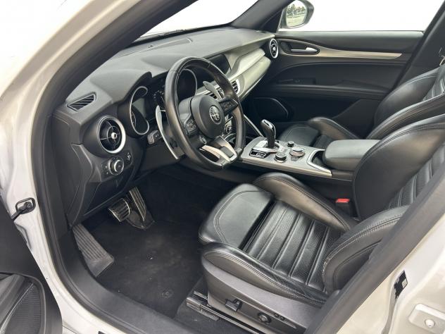 Alfa Romeo Stelvio 2.0 Turbo 280 CV AT8 Q4 Estrema - Foto 7