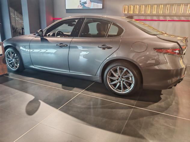 Alfa Romeo Giulia 2.2 TD 160cv Sprint AT8 - Foto 3