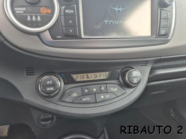 TOYOTA Yaris 1.0 5 porte Active rif. 24039735 - Foto 10