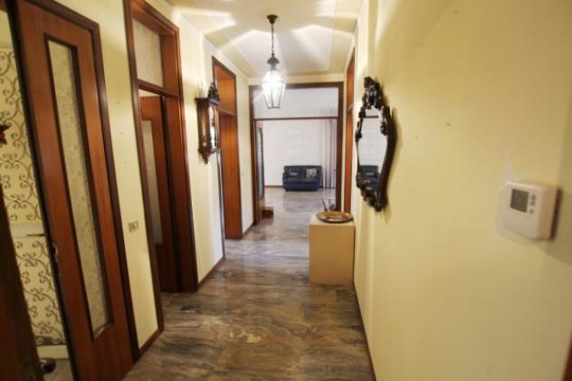Villa di 217 m² con più di 5 locali e box auto doppio in vendita a Padova - Foto 15