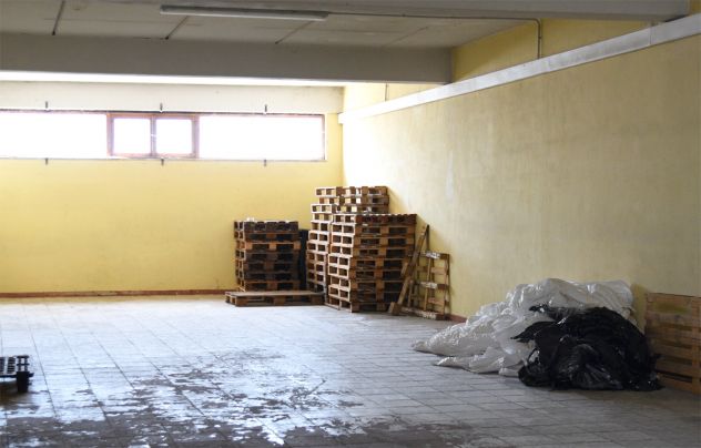Locale ad uso artigianale nel "condominio elettra" - Foto 3