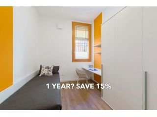 Room in Via Armari, Ferrara for 47 m² with 3 bedrooms