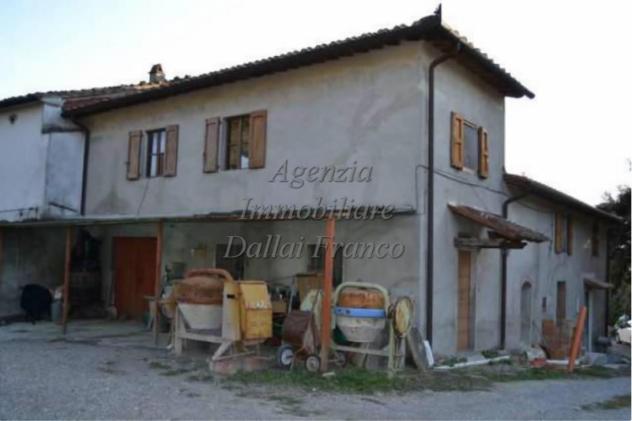 Scarperia (pressi) - Colonica libera su 2 lati al grezzo con giardino e garage