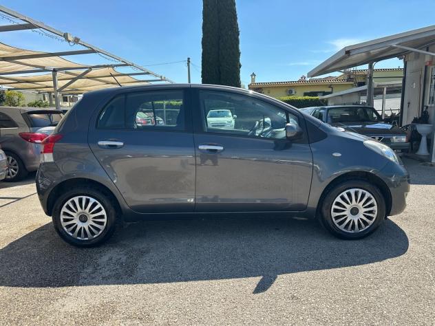 Toyota Yaris 1.0 Benzina - Foto 2