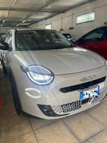 FIAT 600 Hybrid 145 CV DCT MHEV i rif. 23780795 - Foto 3