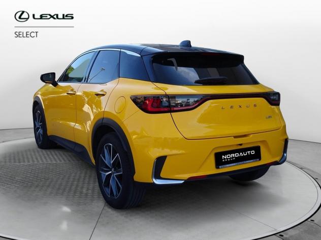Lexus LBX Hybrid Emotion - Foto 3