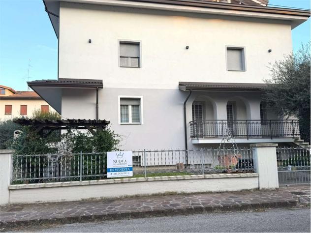 VA0201 - CARPI IN ESCLUSIVA A DUE PASSI DAL CENTRO VILLA BIFAMILIARE !!!! - Foto 8